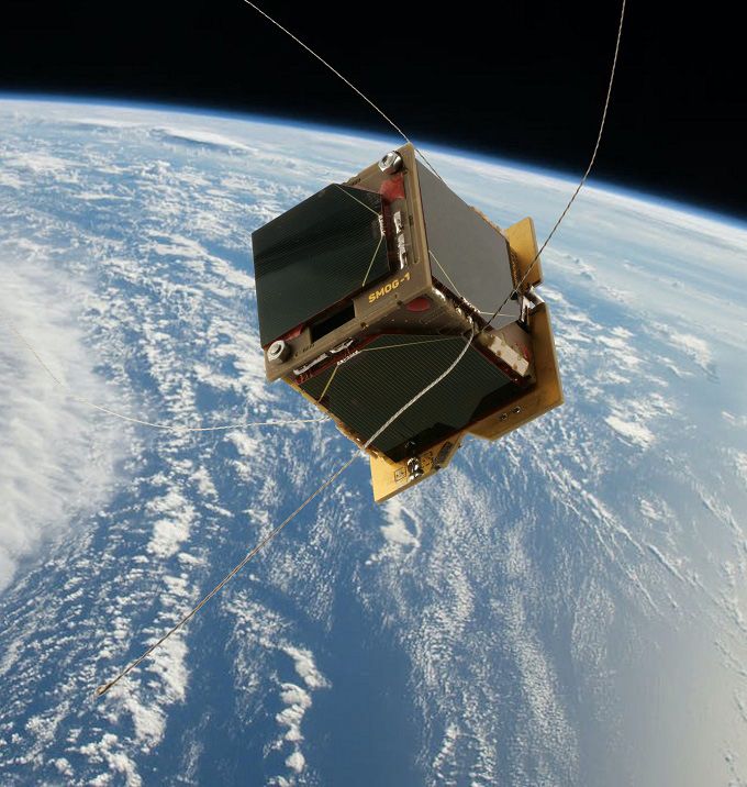지구 위 우주에 있는 PocketQube 위성.